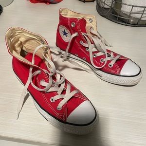 Converse chuck Taylor red hi high tops sneakers shoes 8